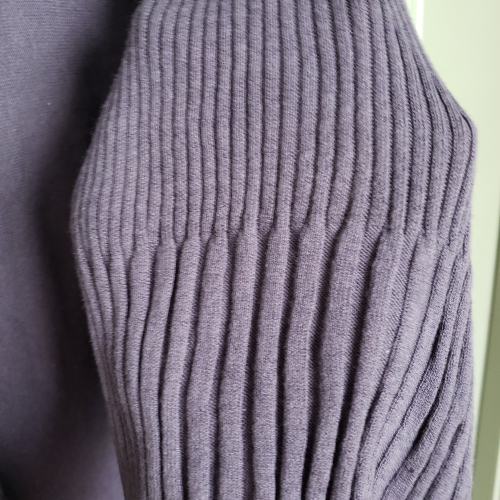 High-low ribbed sweater vest - Picture 3 of 4